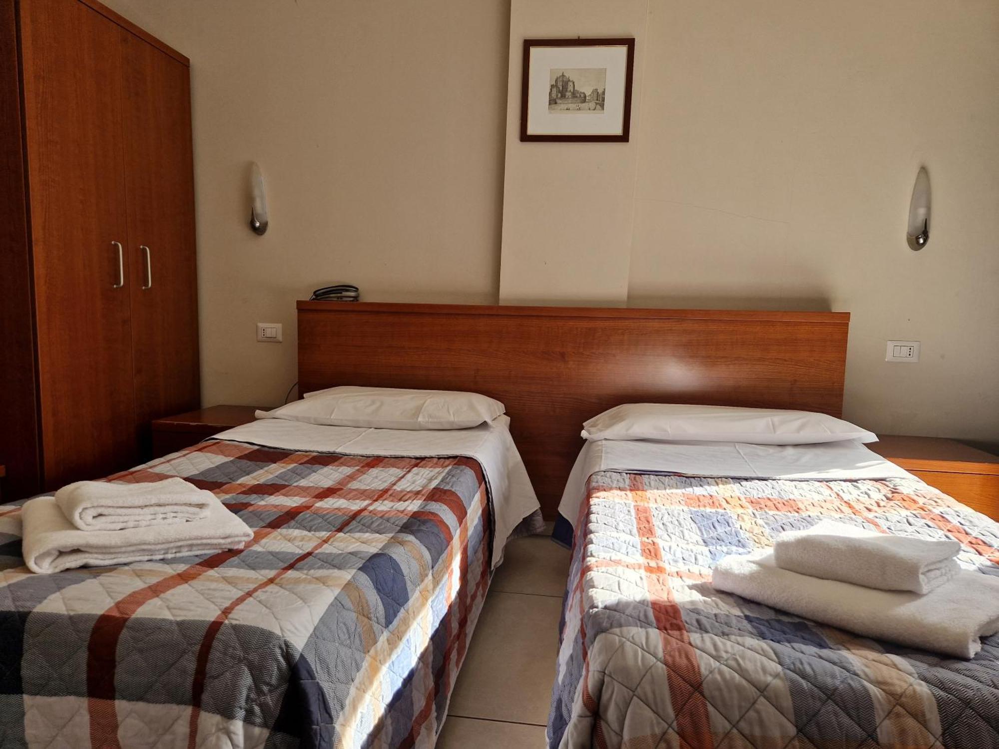 Hotel Bonola — Fotoğraflar 1
